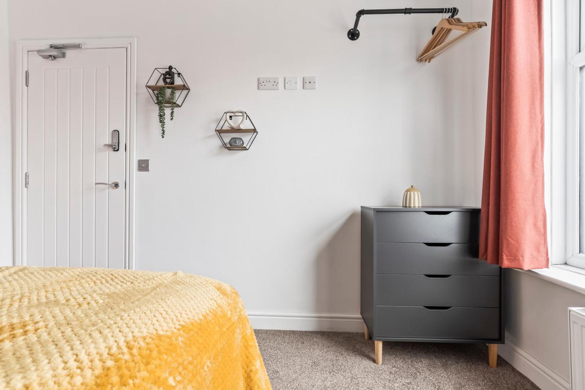4 Bedroom, 2 Bath In Newcastle Town Centre Buitenkant foto